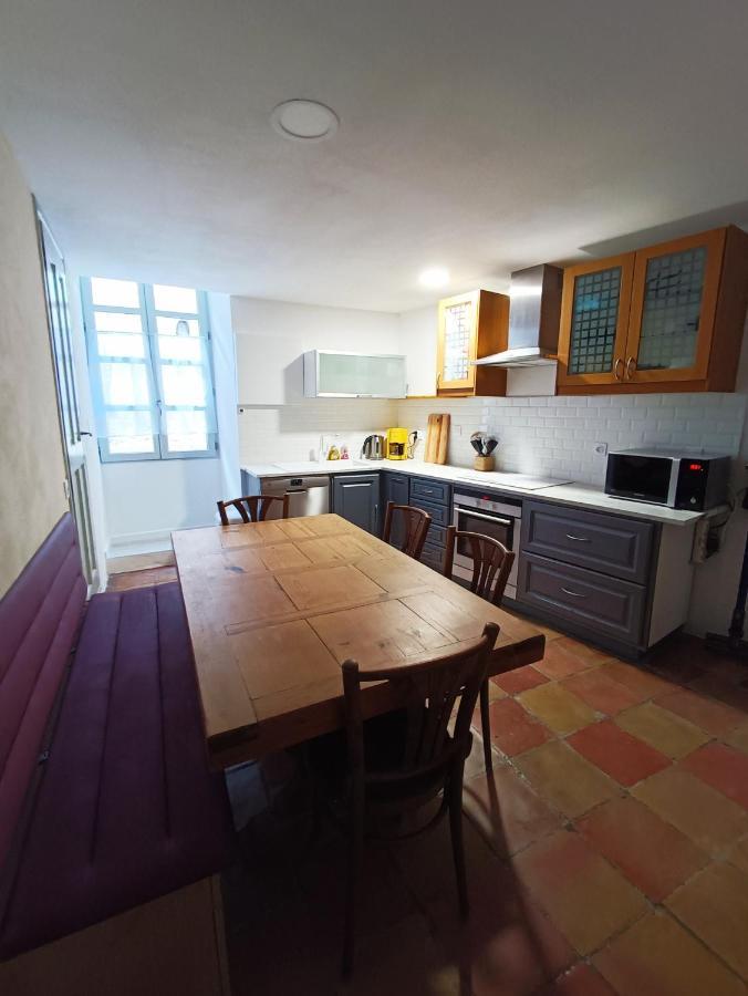 La Maison De La Traverse Saint-Guilhem-le-Desert Exteriér fotografie