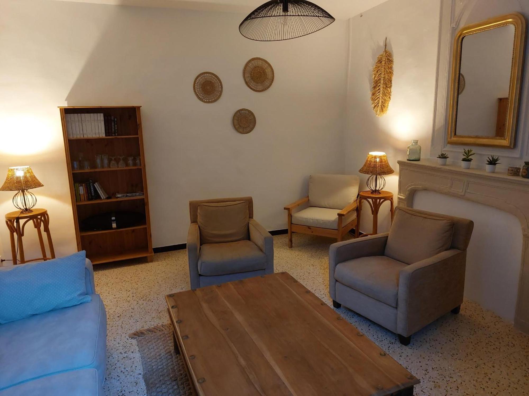 La Maison De La Traverse Saint-Guilhem-le-Desert Exteriér fotografie
