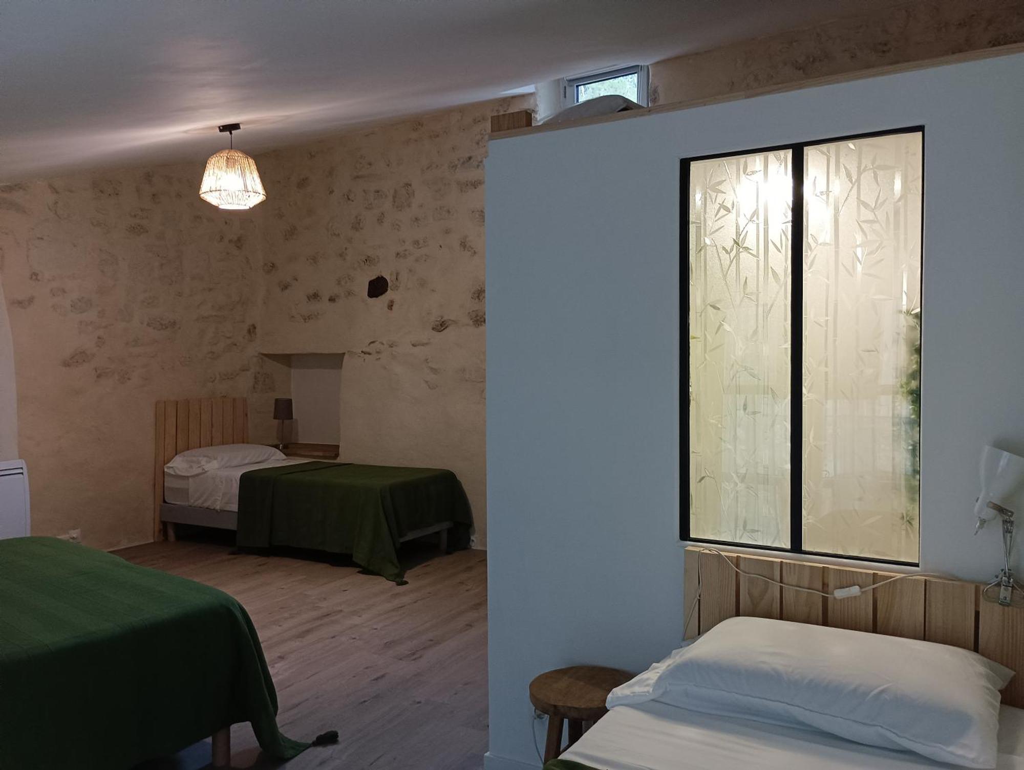 La Maison De La Traverse Saint-Guilhem-le-Desert Exteriér fotografie