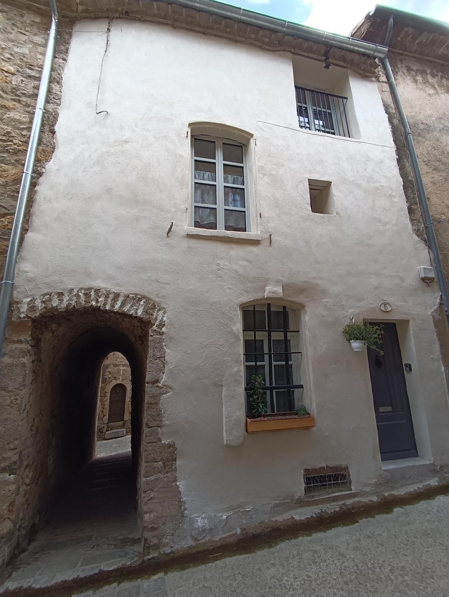La Maison De La Traverse Saint-Guilhem-le-Desert Pokoj fotografie